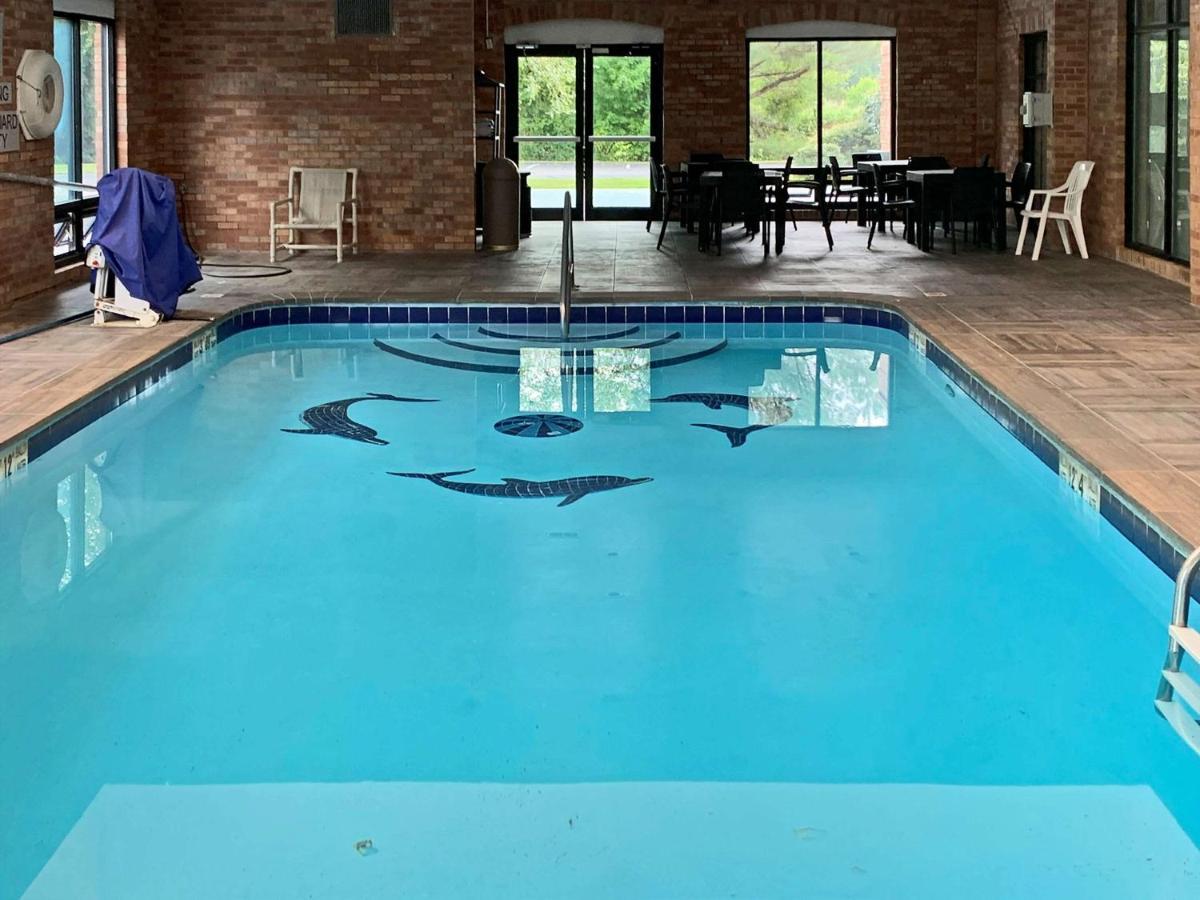 Comfort Inn & Suites Columbus North Luaran gambar