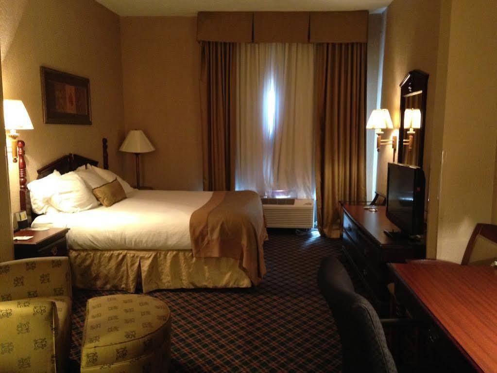 Comfort Inn & Suites Columbus North Luaran gambar