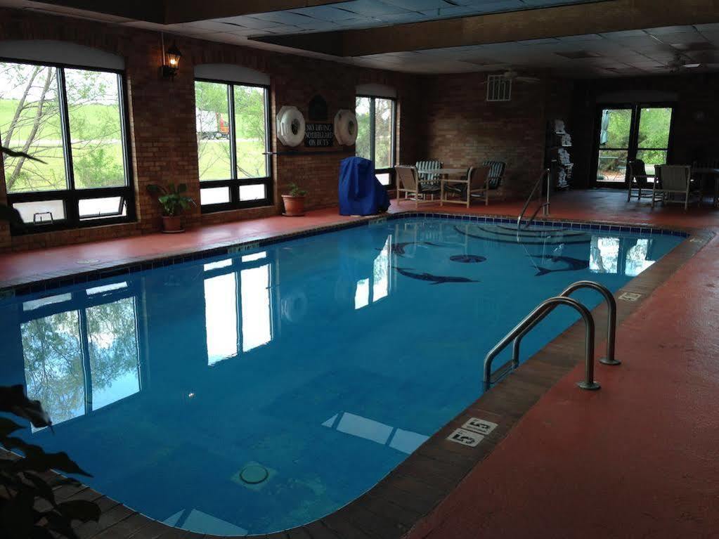 Comfort Inn & Suites Columbus North Luaran gambar