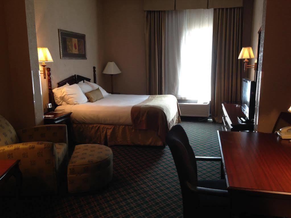 Comfort Inn & Suites Columbus North Luaran gambar